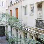 Charming In The Heart Of The 11Th Paris