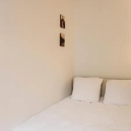 Appartamento Charming In The Heart Of The 11th Parigi