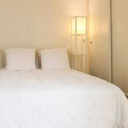 Appartamento Charming In The Heart Of The 11th *