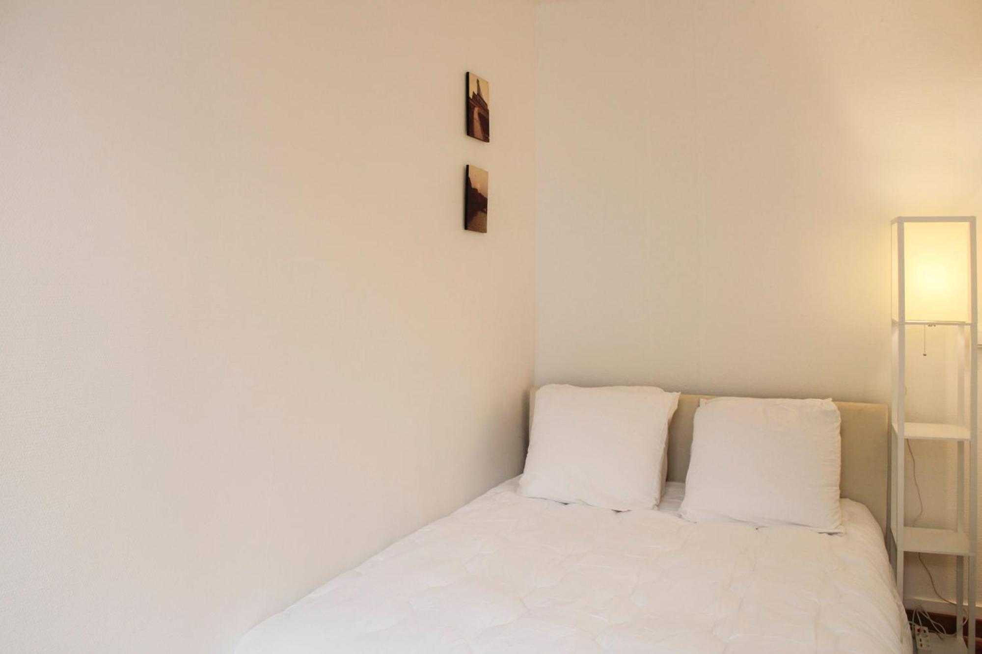 Apartment Charming In The Heart Of The 11th Paris